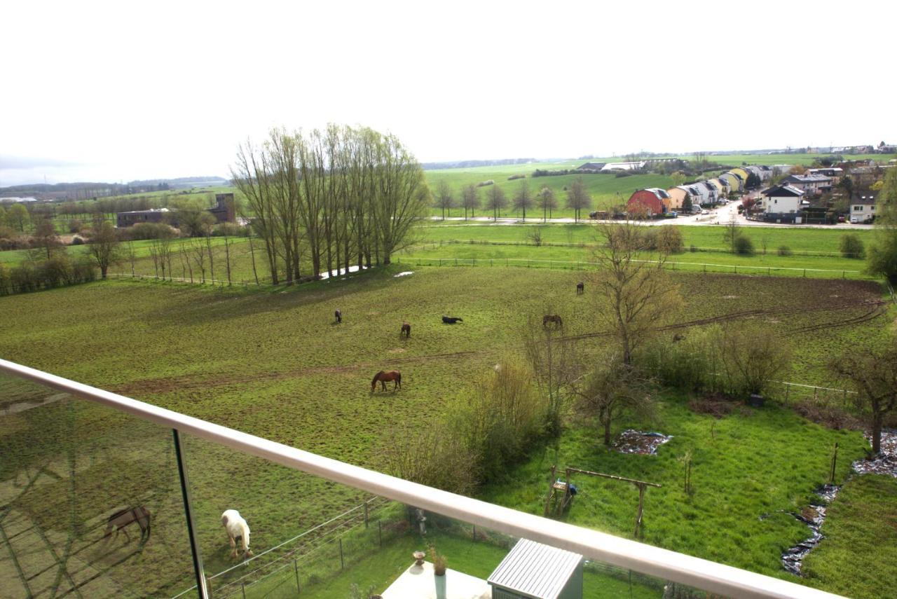 Peaceful Modern 2 Bedroom Penthouse With Nice View Hesperange Extérieur photo